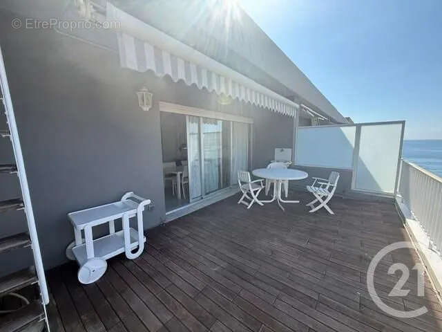 Appartement à MENTON