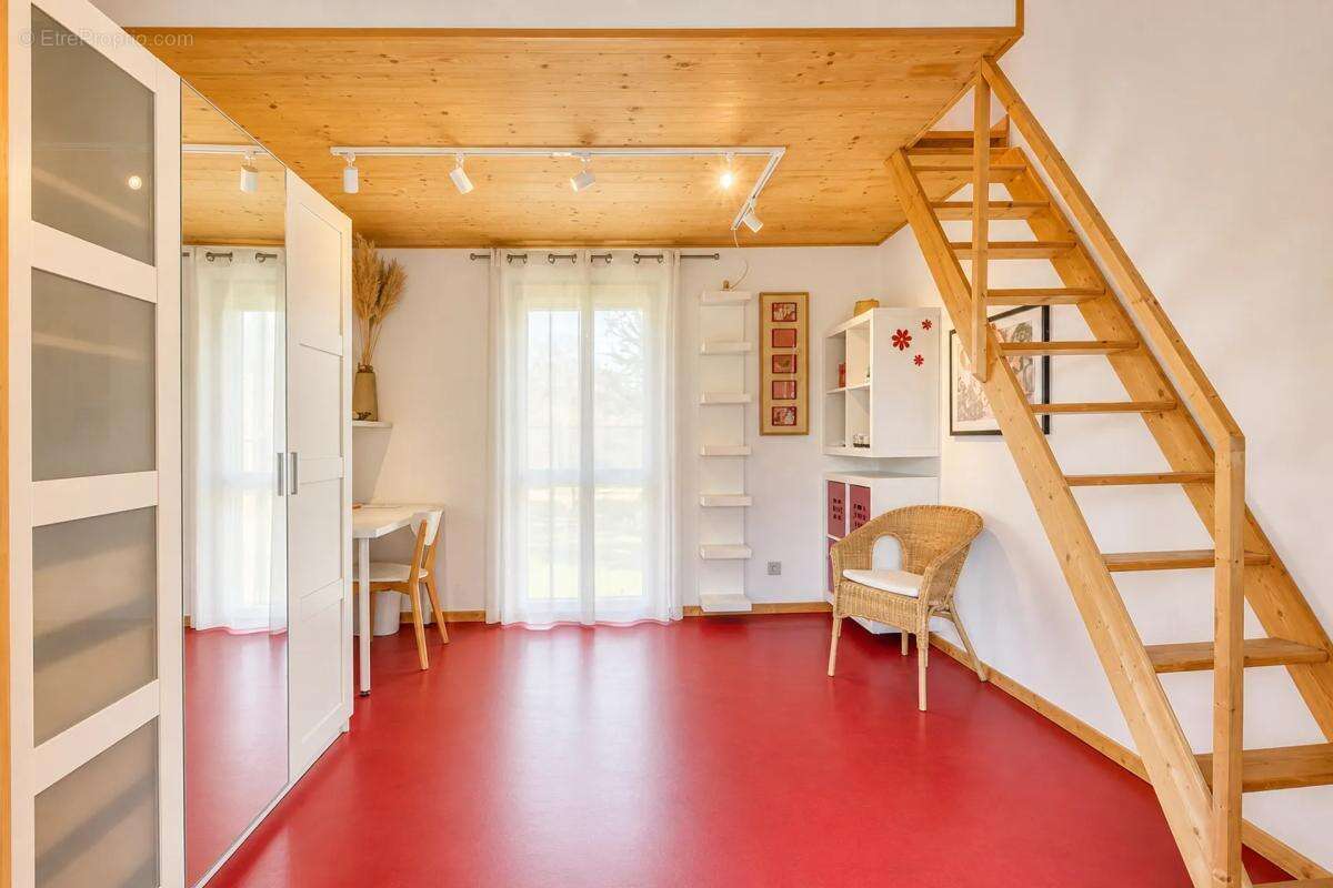 Maison à VINCEY