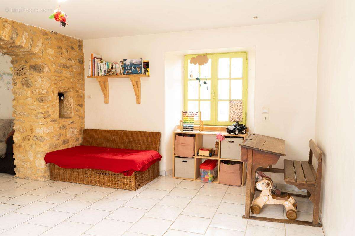 Maison à SAINTE-ALVERE