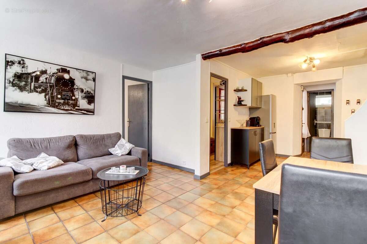 Appartement à TOURNEFORT