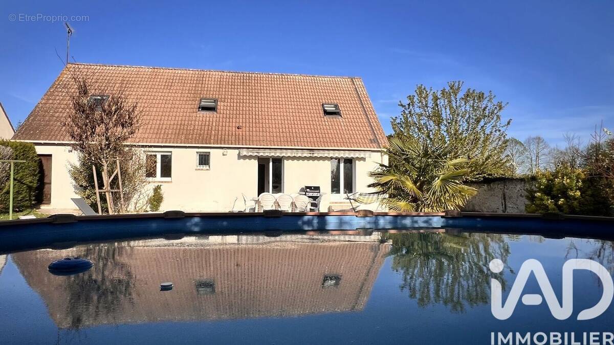 Photo 1 - Maison à COULOMMIERS