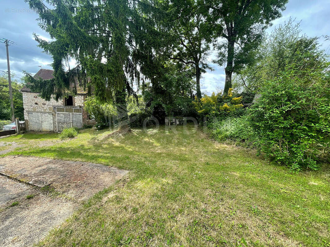 Maison à MERRY-LA-VALLEE