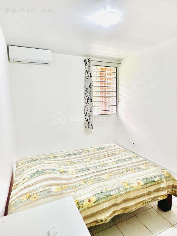 Appartement à REMIRE-MONTJOLY