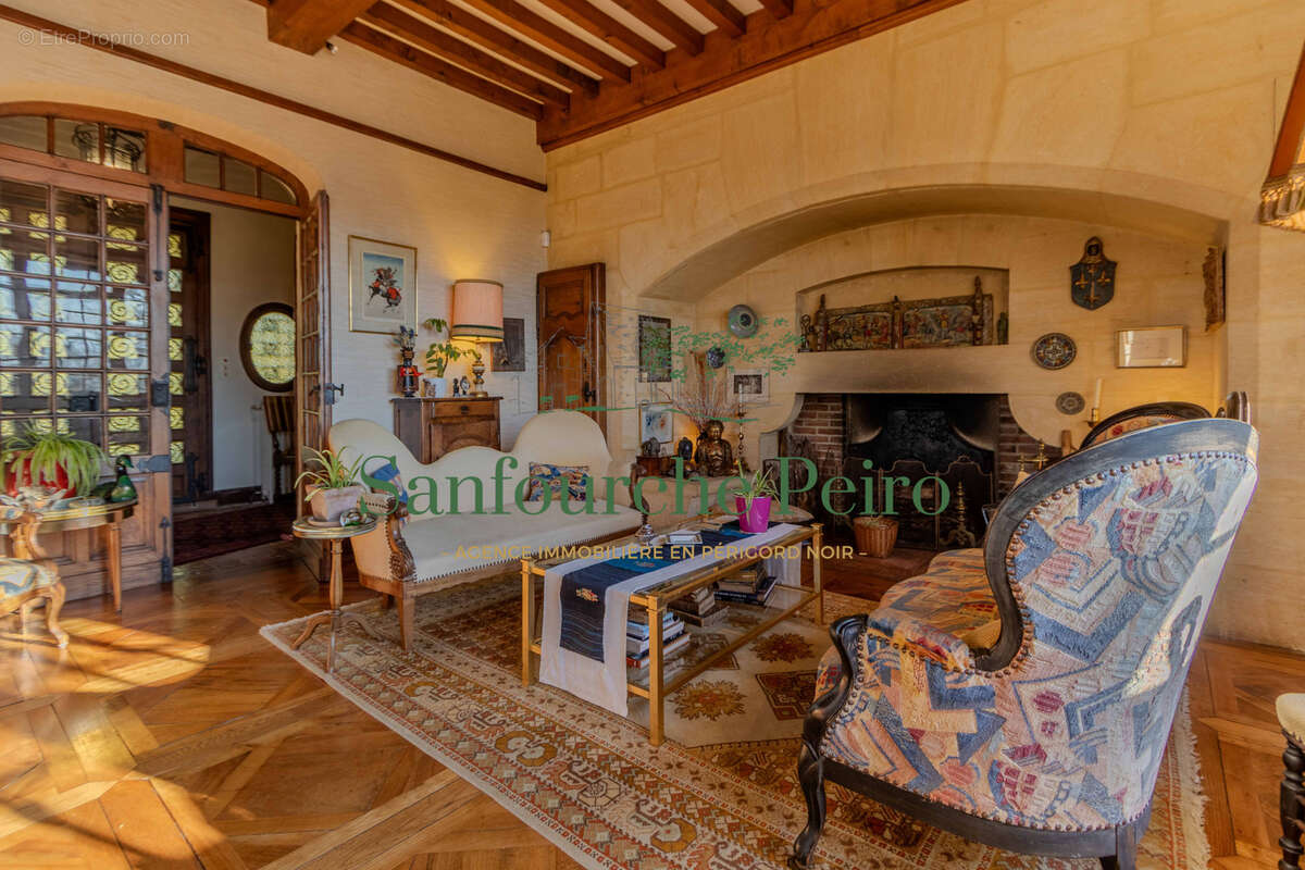 Maison à SARLAT-LA-CANEDA