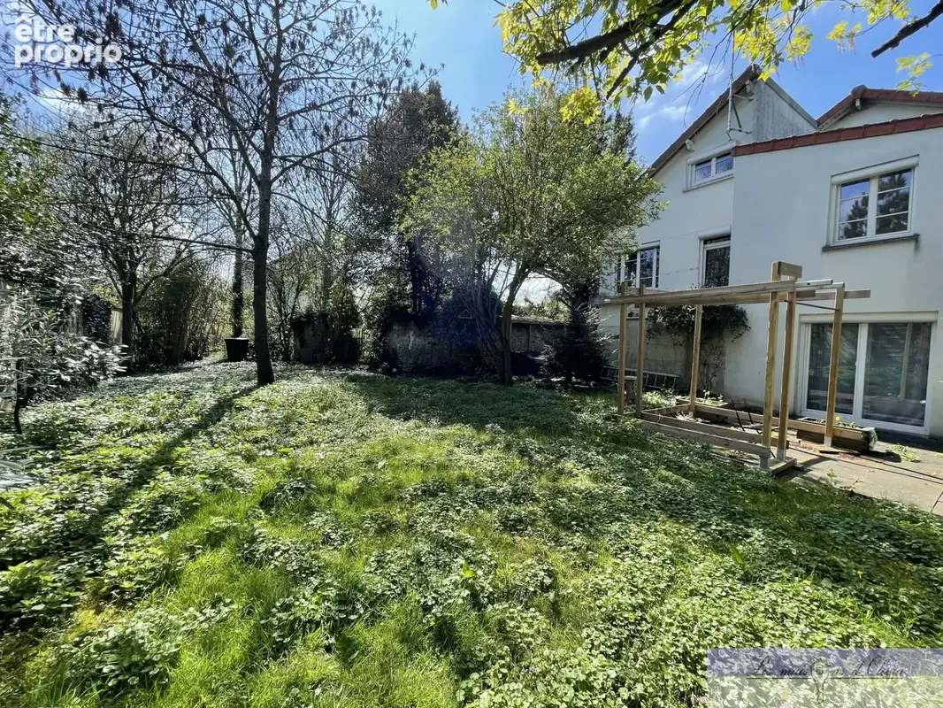Maison familiale et chaleureuse  150 M2idéalement située en centre ville - photo 2