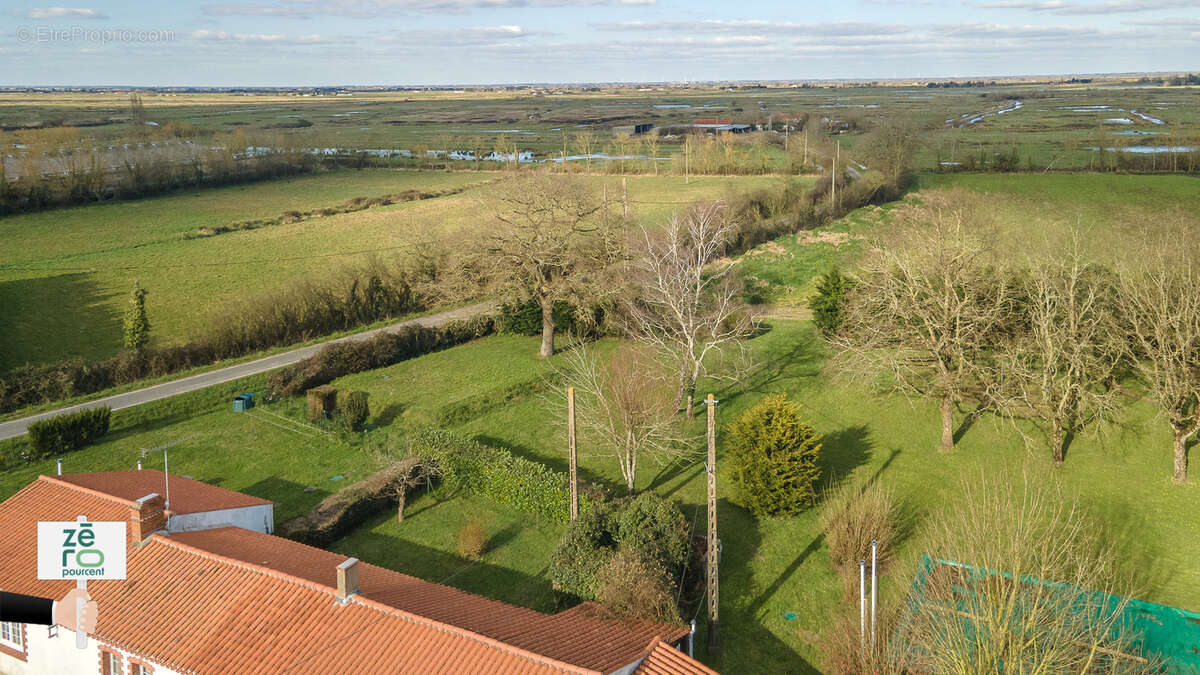 Maison à CHATEAUNEUF