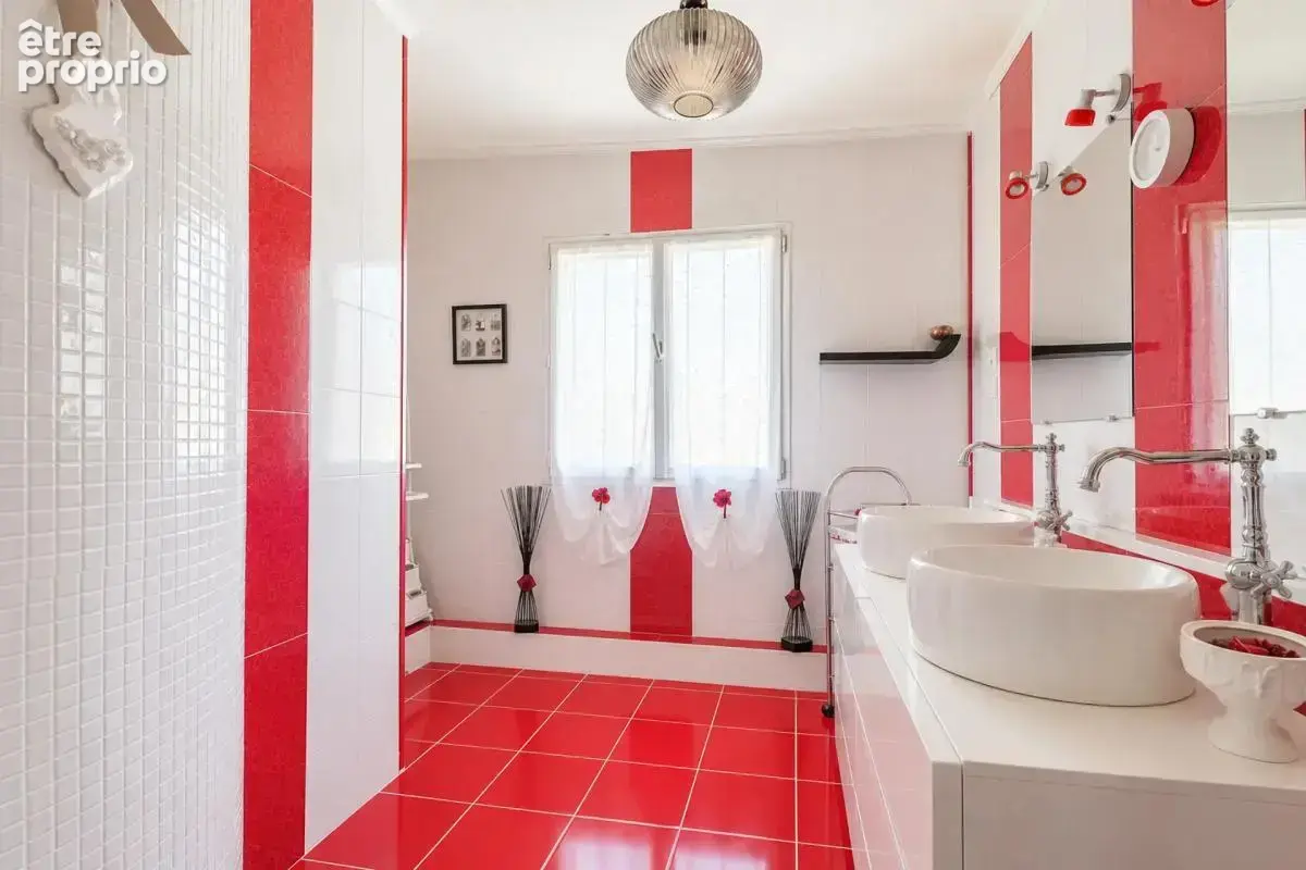 Maison de 7 pièces de 245 m² à Claye-Souilly - photo 10