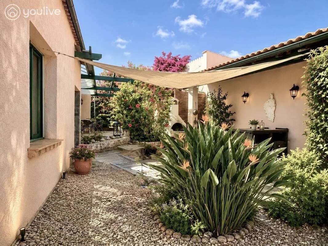 Villa T5 avec sa vue mer et son jardin arboré - photo 5