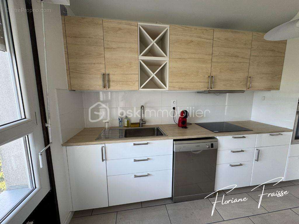 Appartement à MEYLAN