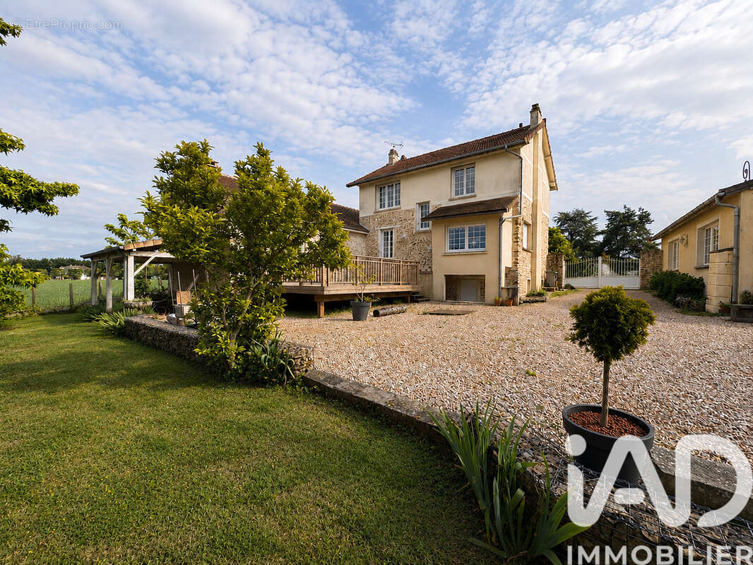 Photo 3 - Maison à ORPHIN