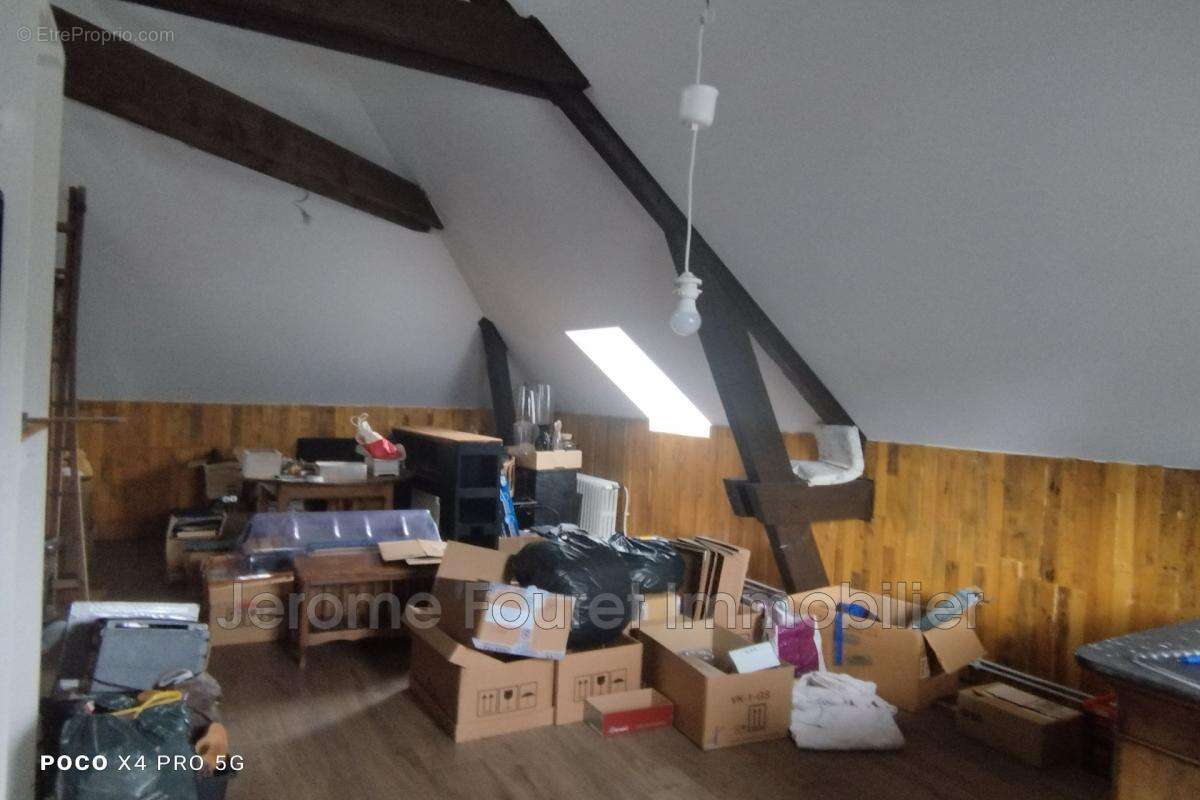 Maison à LA COURTINE