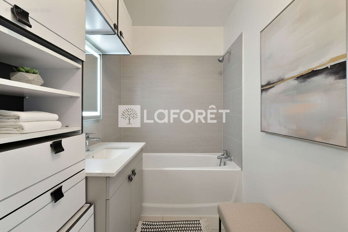 Appartement à SAINT-OUEN
