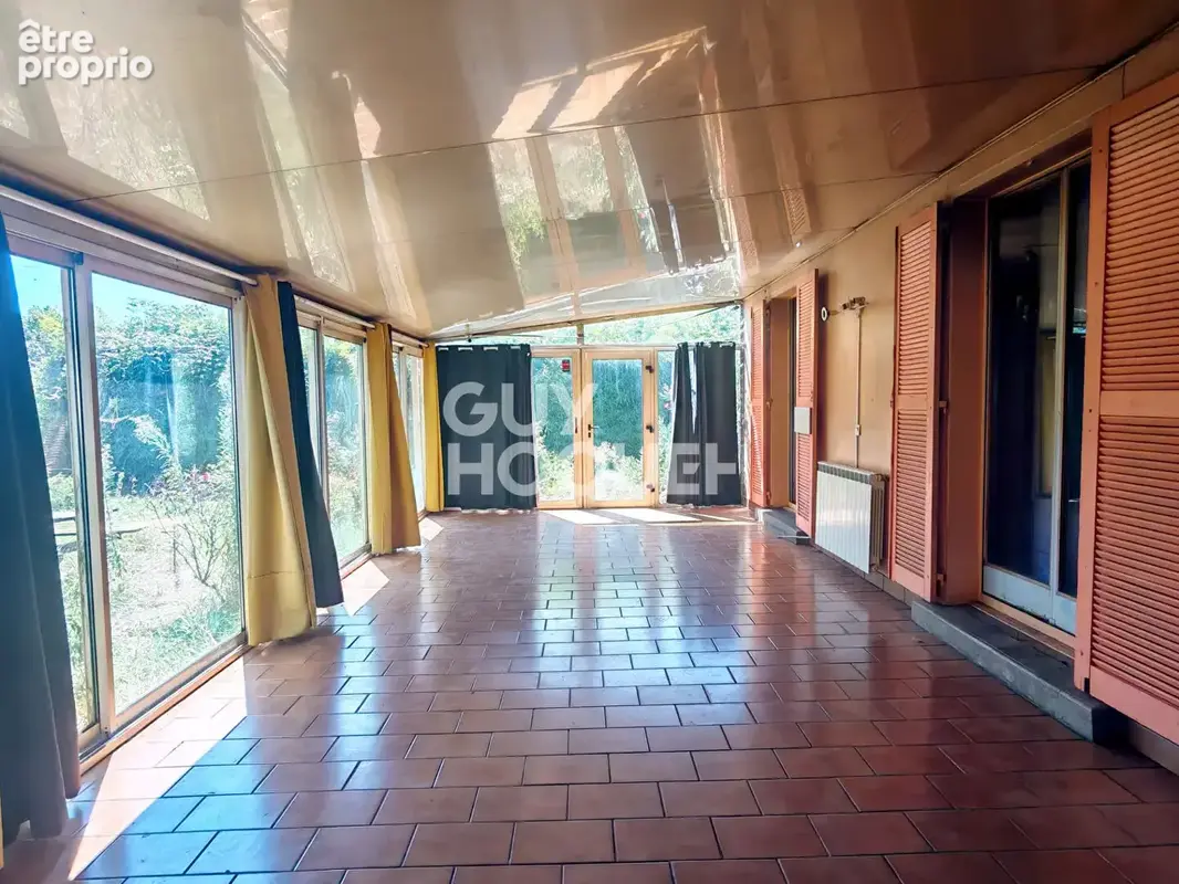 Mormoiron, Maison Plain Pied de 126 m² - 3 chambres - 735 m² de terrain - photo 2
