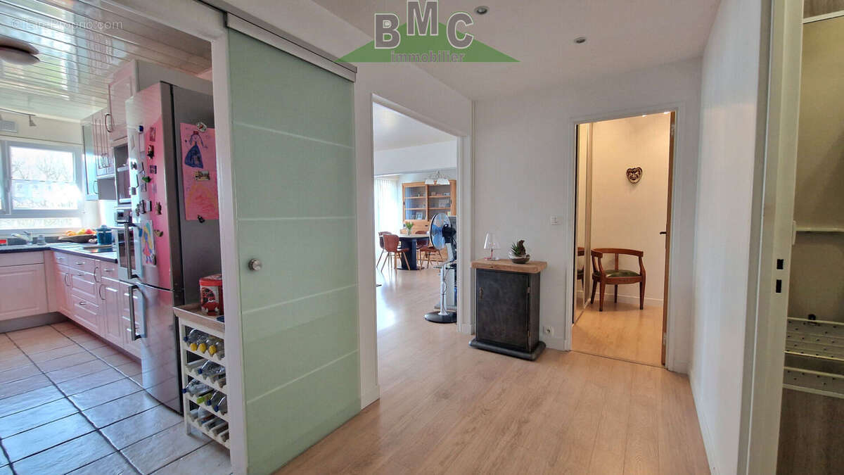 Appartement à LE PLESSIS-BOUCHARD