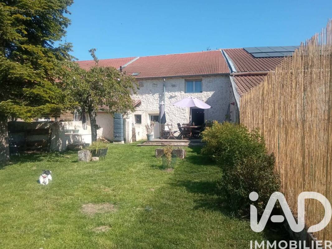 Photo 1 - Maison à GROSROUVRES