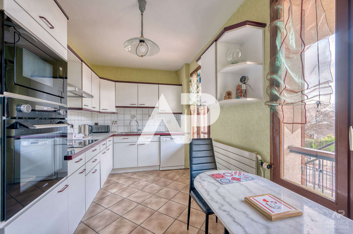 Maison à RUEIL-MALMAISON