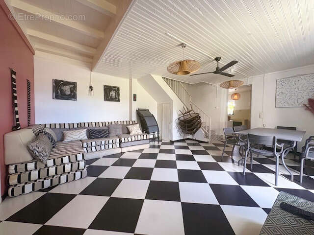 Maison à SAINT-PIERRE