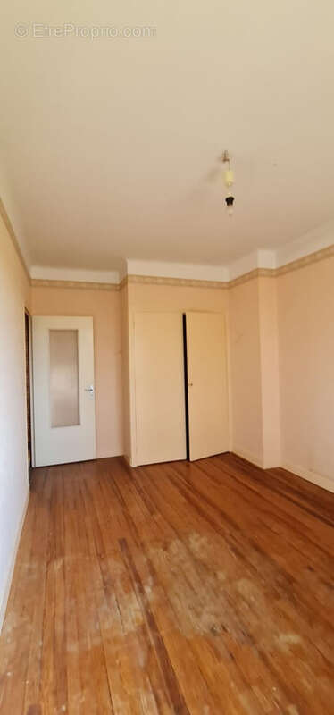 Appartement à EPINOUZE