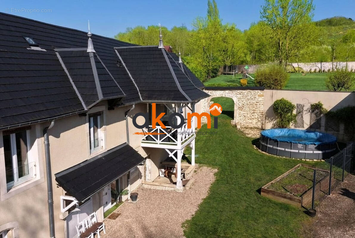 Maison à CHAMPEY-SUR-MOSELLE