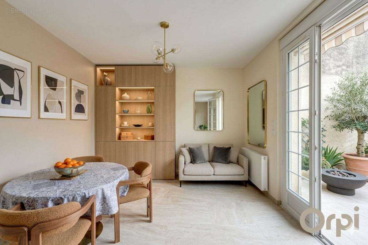 Appartement à CALUIRE-ET-CUIRE