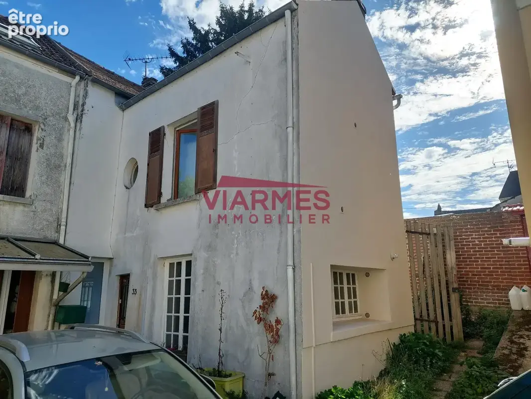 Photo Maison à Saint-Martin-Du-Tertre au prix de 179 000€