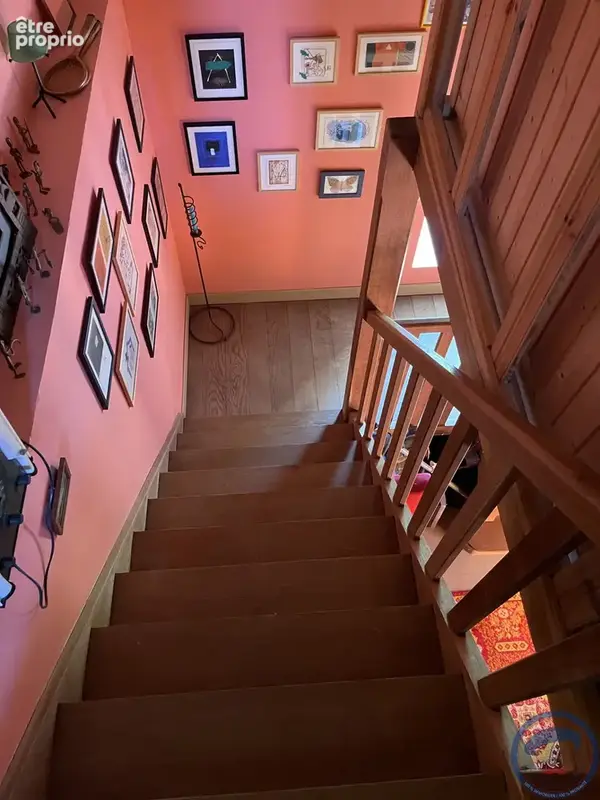 Maison en pierre de 189 M2, un Hangar de 600 m2 ,piscine, sauna au prix de 388 500 FAI. - photo 8