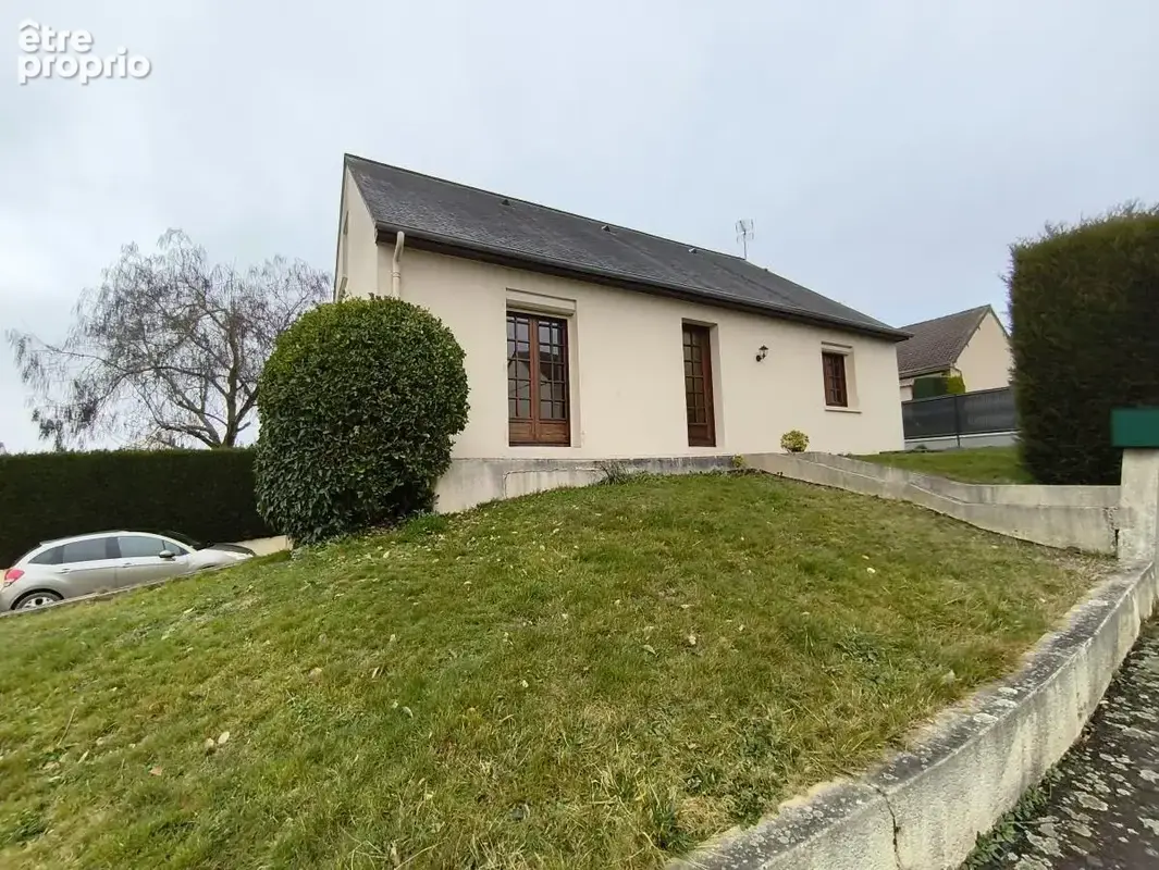 Maison 5 pièces 122 m² à vendre à Domfront (61700) - photo 1