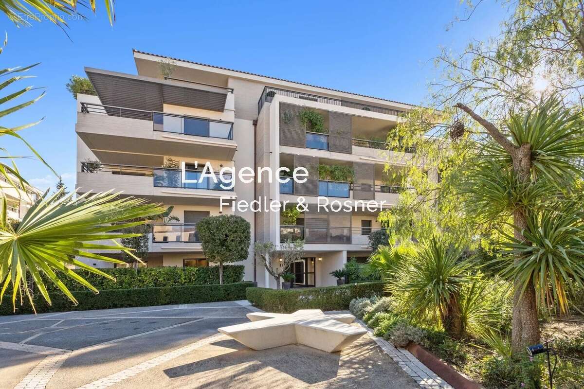 Appartement à SAINT-TROPEZ