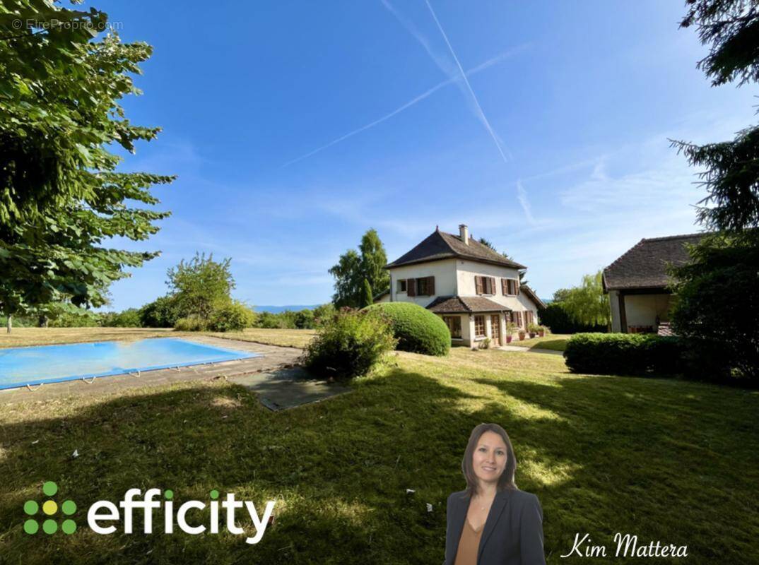 Maison à FAVERGES-DE-LA-TOUR