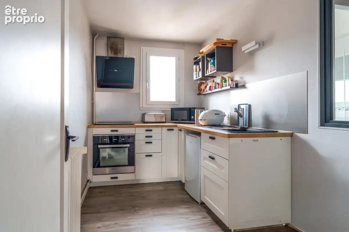 Investissement ensemble immobilier tours centre 5 logements 2 locaux commerciaux en exclusivite - photo 15