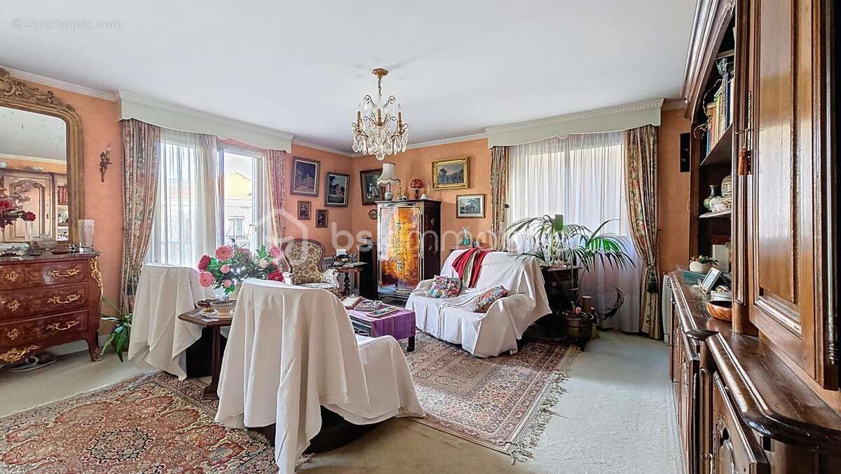 Appartement à NOGENT-SUR-MARNE