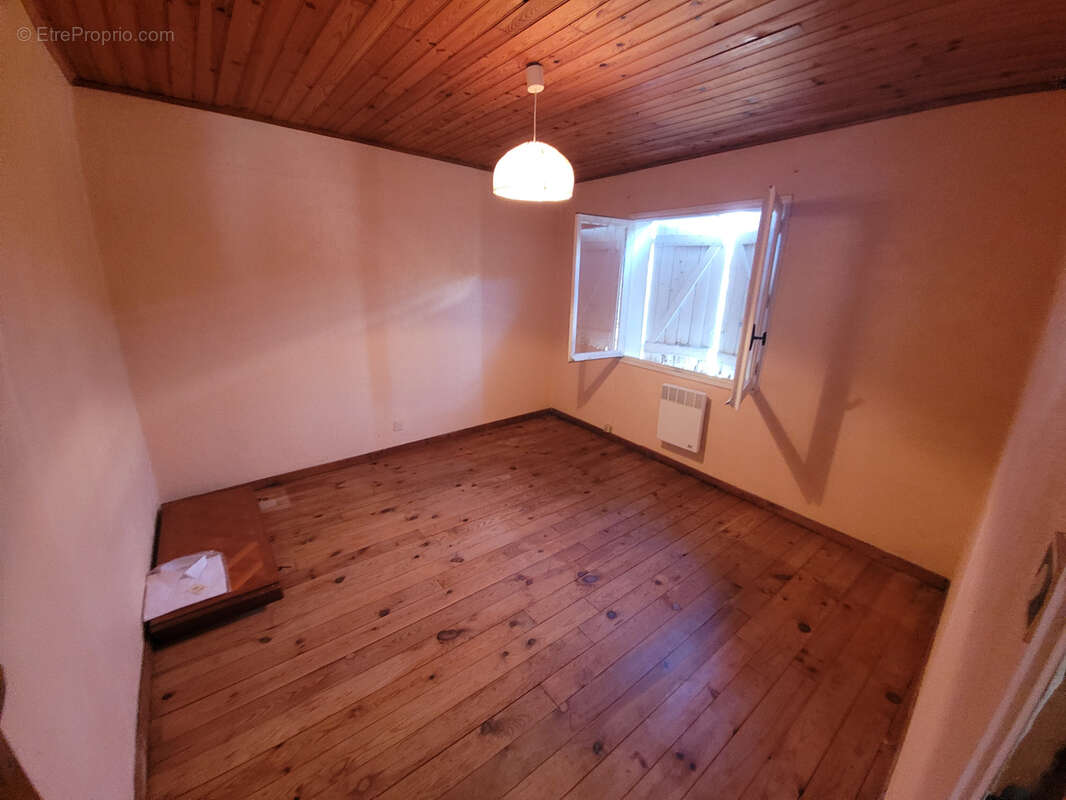 Maison à SAINT-ETIENNE-D&#039;ALBAGNAN