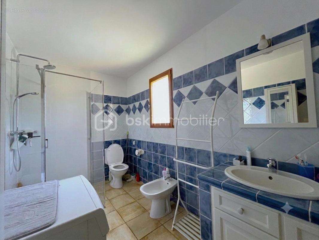 Coup de cœur à Néoules – Charmante villa de plain-pied, calme absolu et grand terrain sans vis-à-vis - photo 14