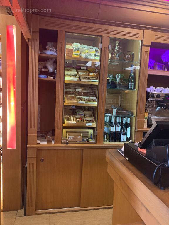 Commerce à MARSEILLE-12E