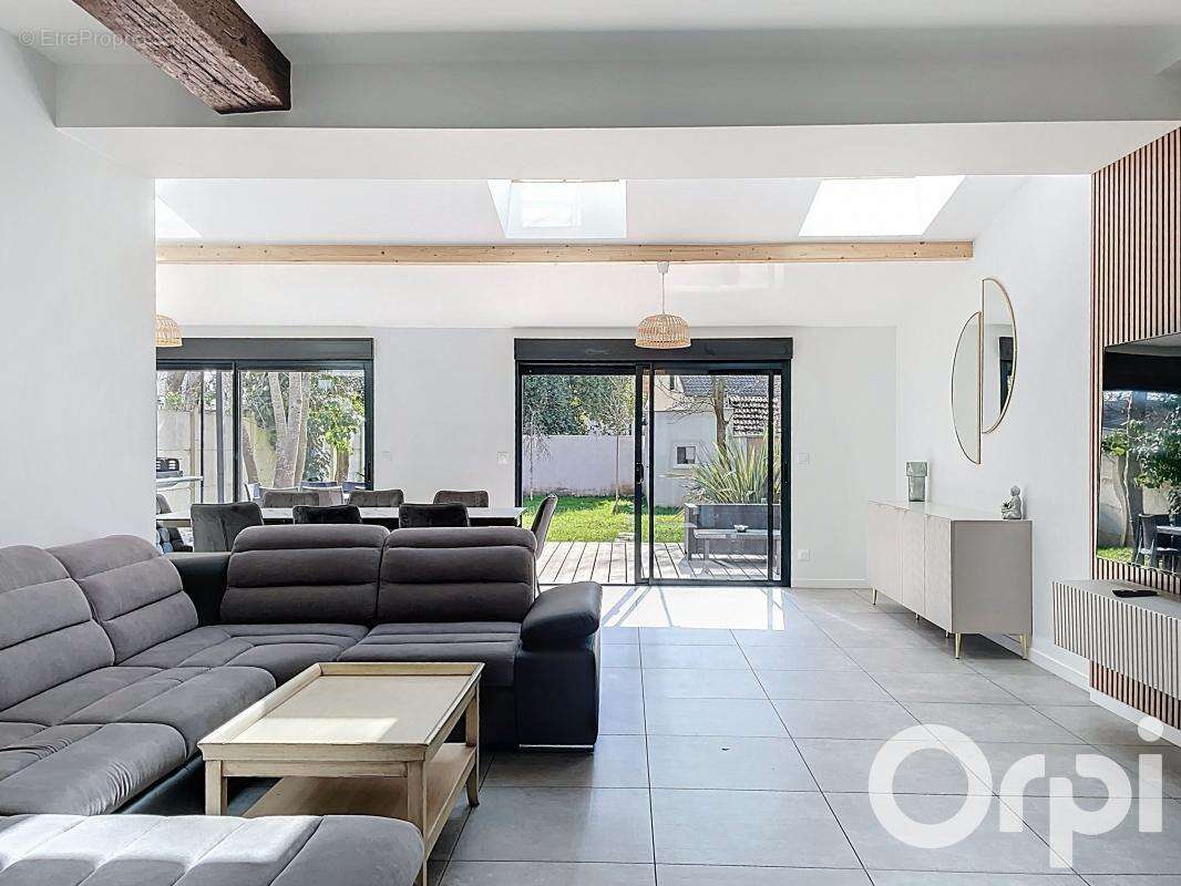 Maison à LONGJUMEAU