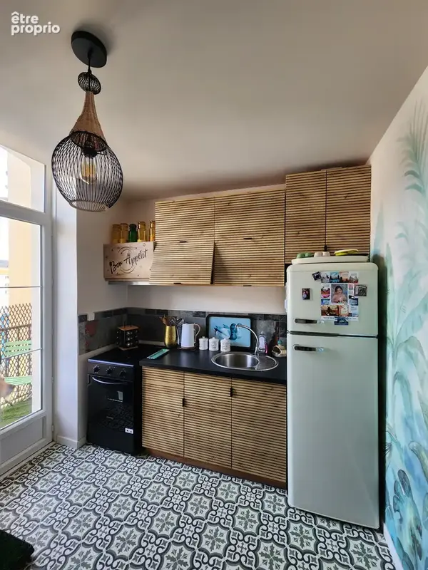 Appartement 1 chambre entierement renove a visiter rapidement!! - photo 11