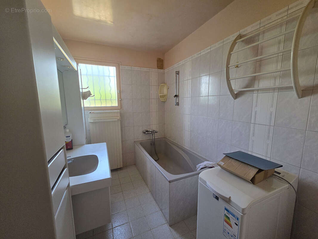 Maison Le Meriot 5 pièces 167 m2 sur un terrain de 1516 m² - photo 4