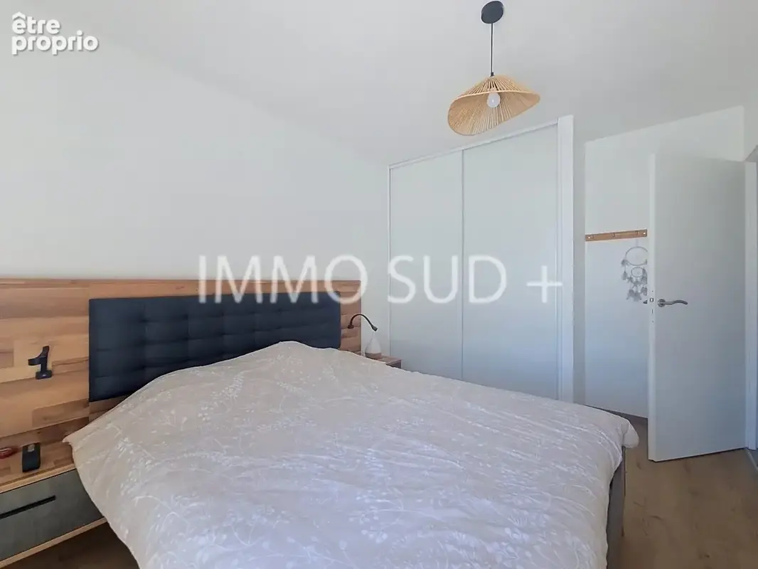 Appartement T4 en dernier étage  + garage + place de parking - Vif - photo 9