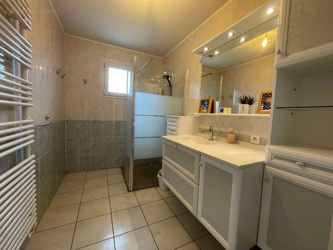 Maison à BENESSE-MAREMNE