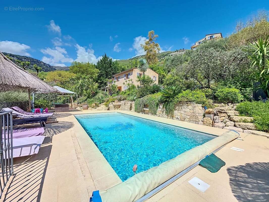Maison à LE BAR-SUR-LOUP