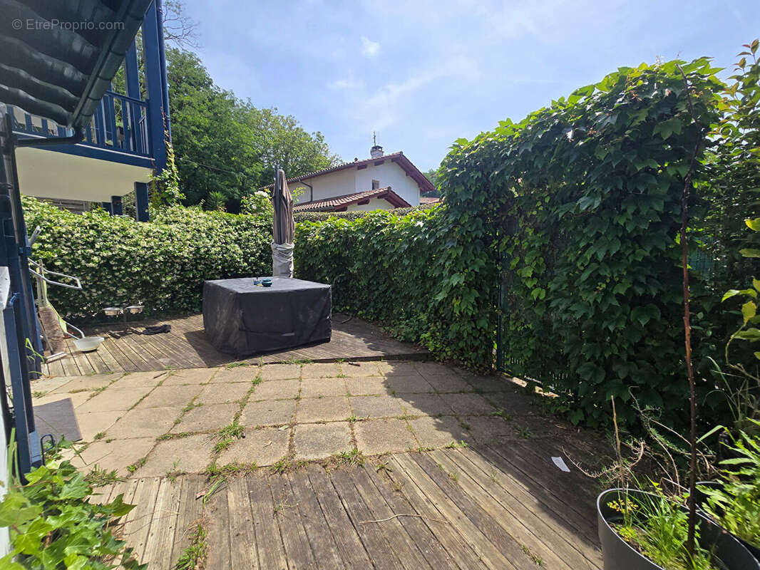 Appartement à URRUGNE