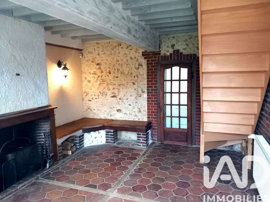 Photo 8 - Maison à MONTIGNY-LE-CHARTIF