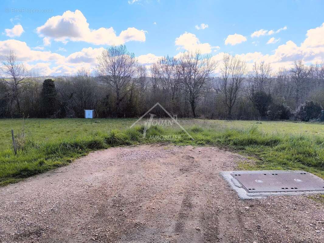 Maison à SAINT-ELOY-LES-MINES