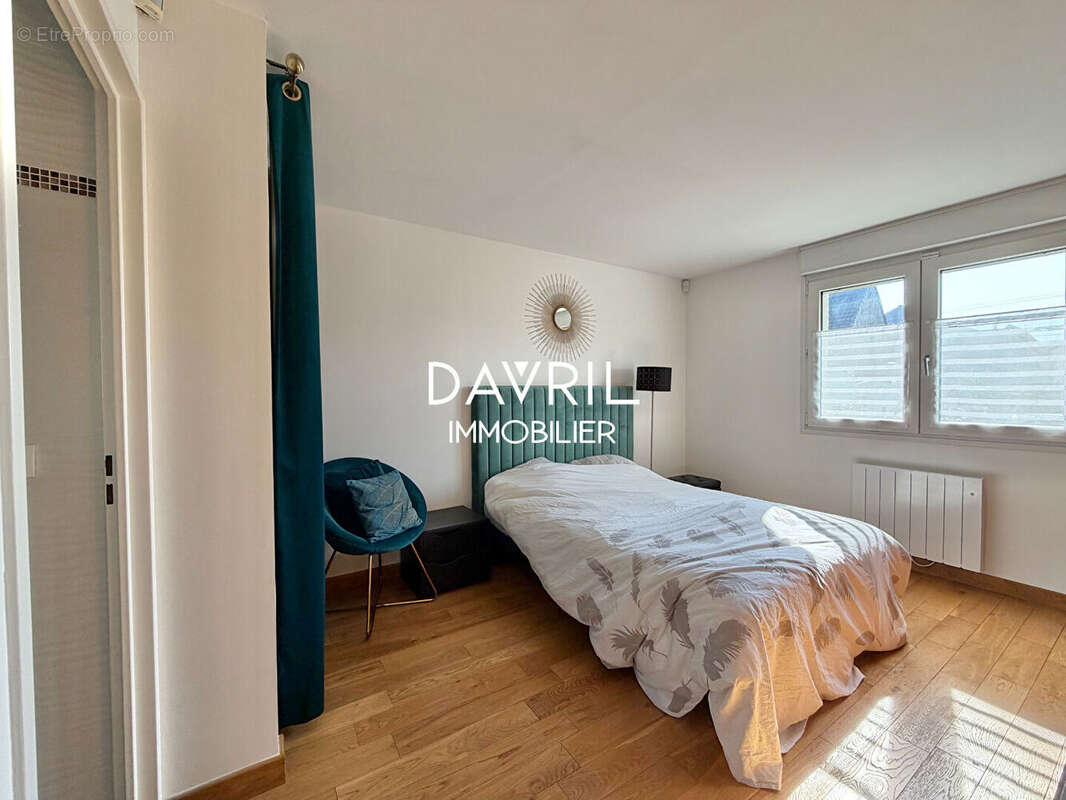 Maison à CONFLANS-SAINTE-HONORINE