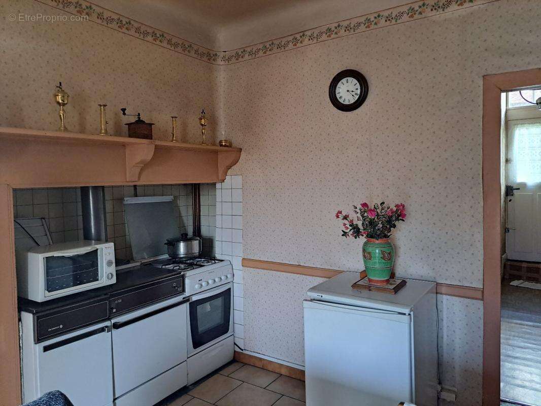 Maison à SAINT-PARDOUX-CORBIER