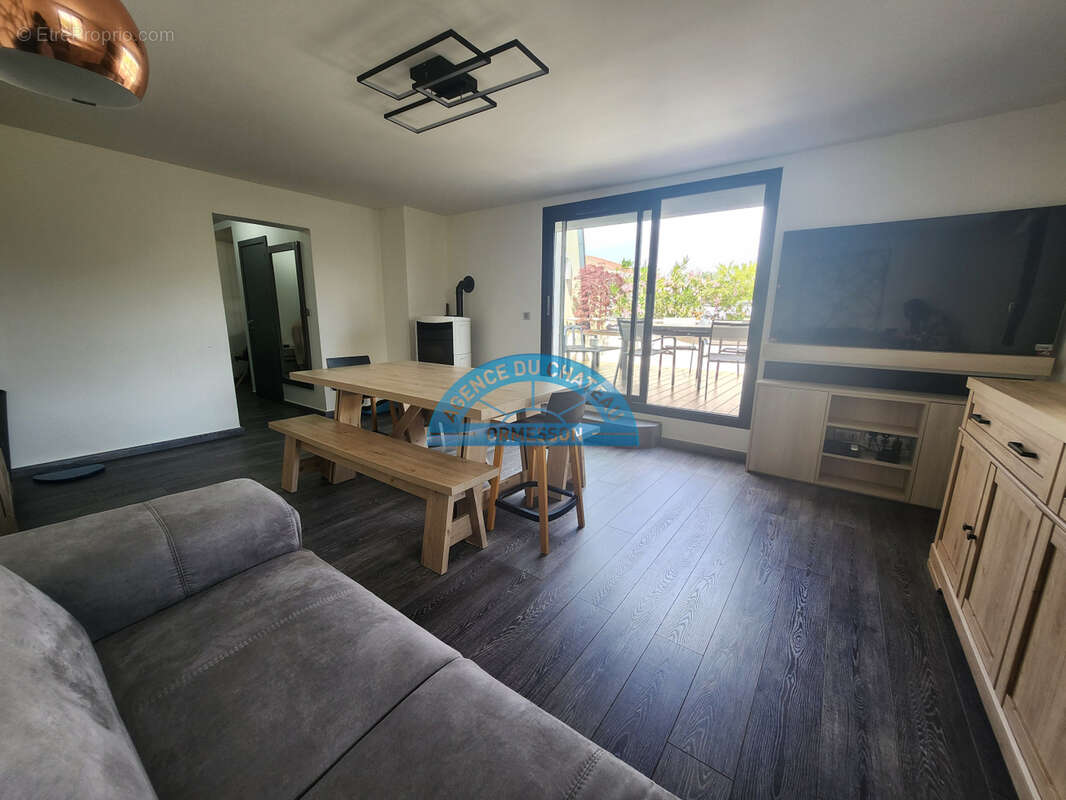 Appartement à LA QUEUE-EN-BRIE