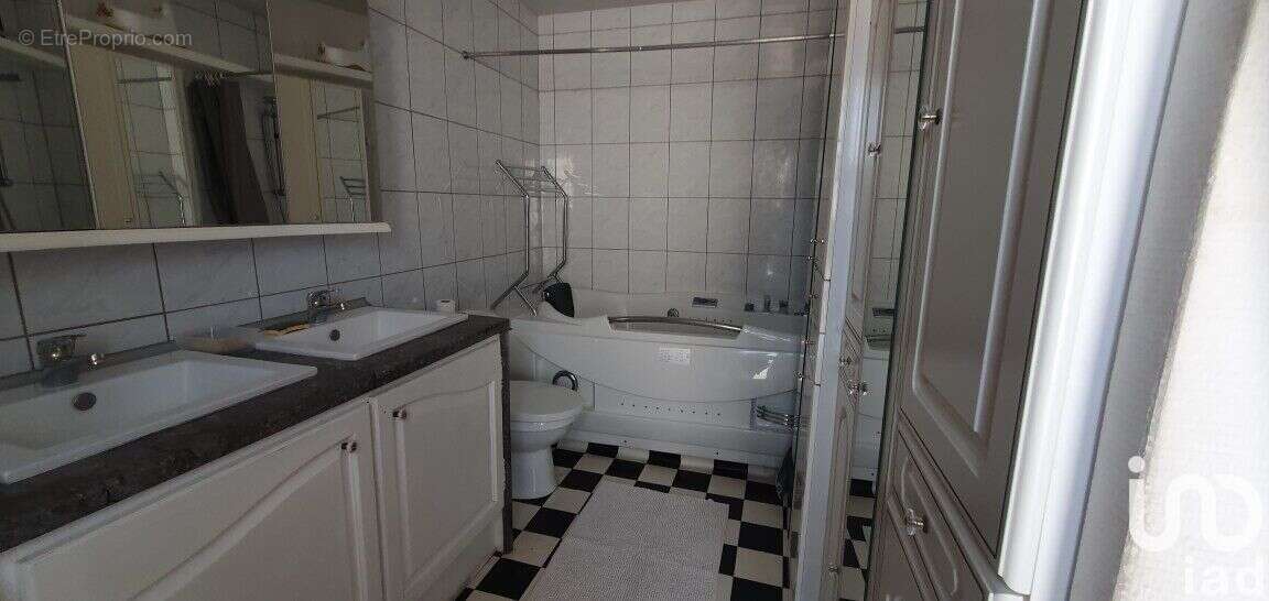 Photo 9 - Maison à CELLETTES