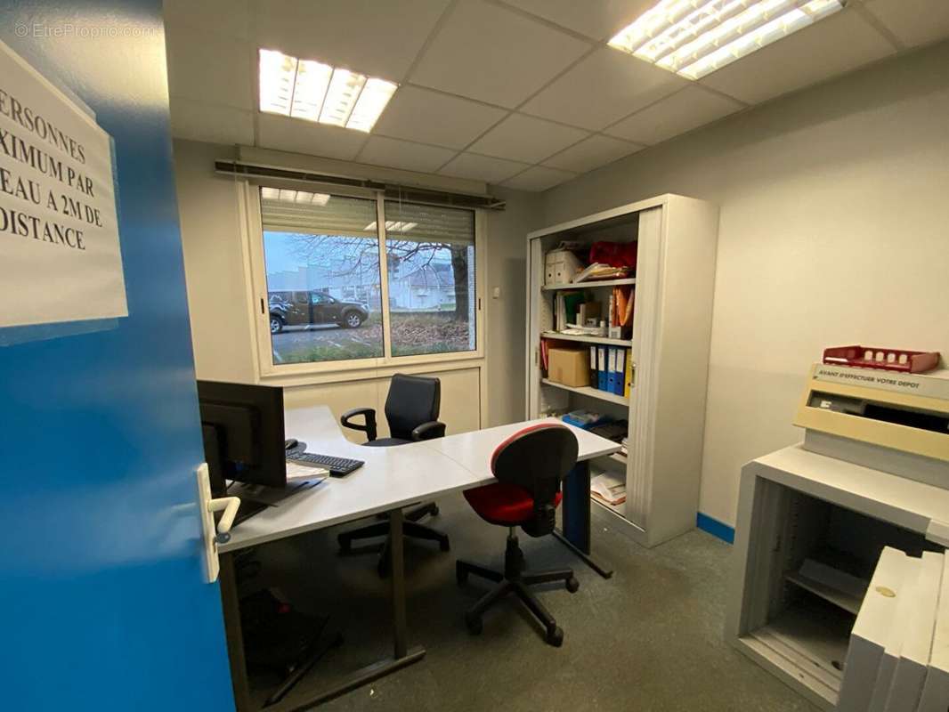 54833519h.jpg - Commerce à SERRES-CASTET