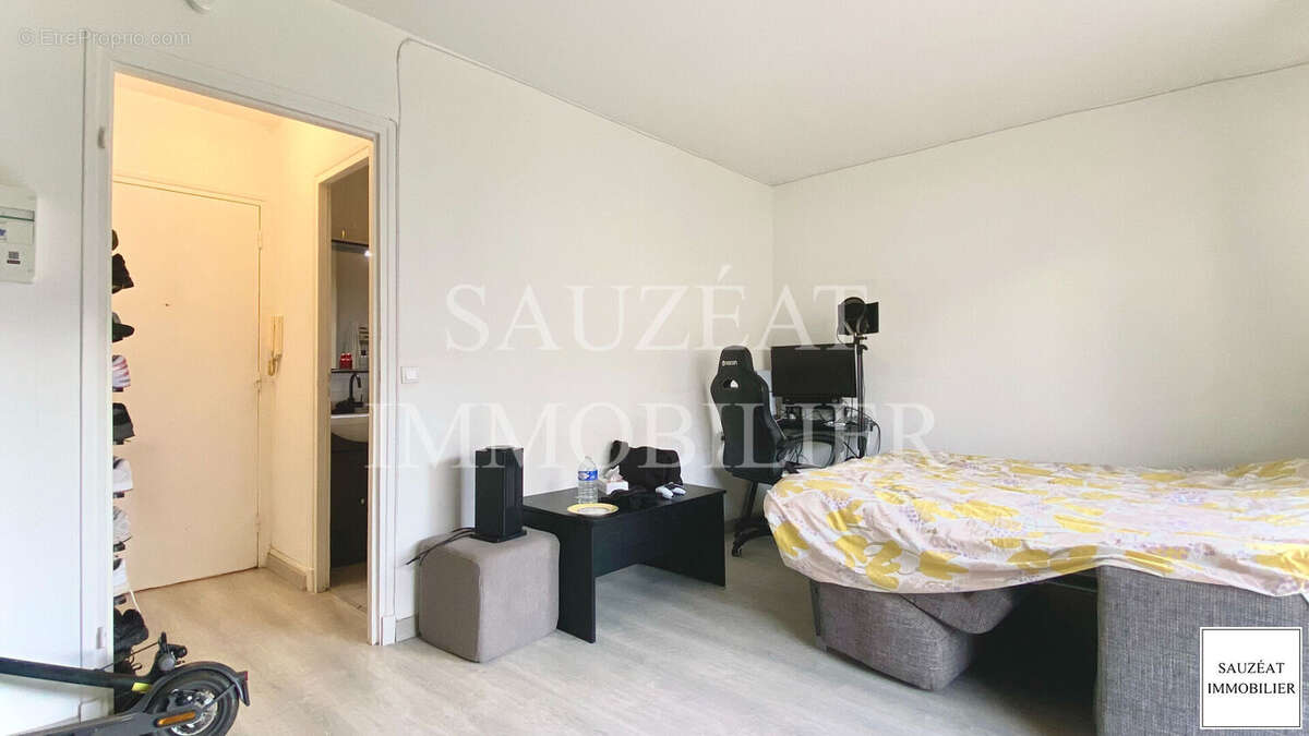 Appartement à MONTROUGE