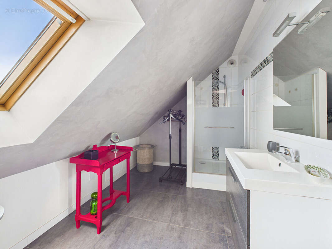 Maison à DREUIL-LES-AMIENS